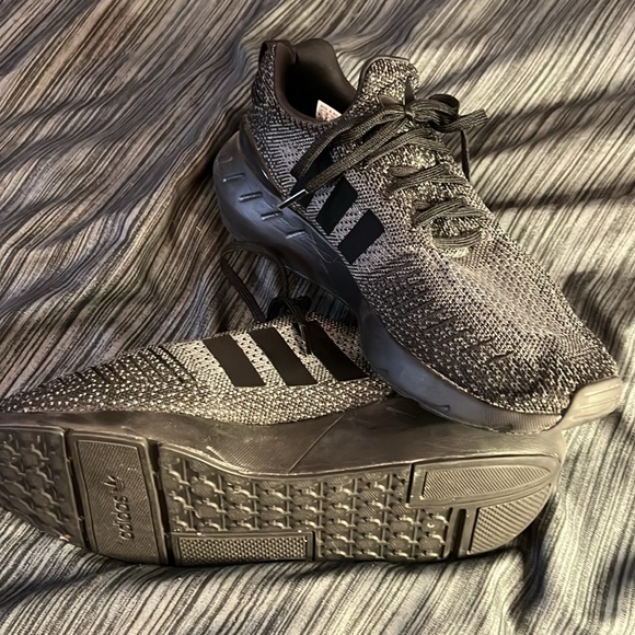 Adidas Swift Run 22 - Picture 2 of 5